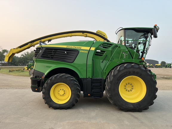 2023 John Deere 9900 Forage Harvester