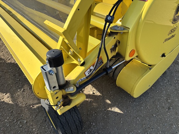 2023 John Deere 659 Header Forage