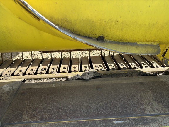 2023 John Deere 659 Header Forage