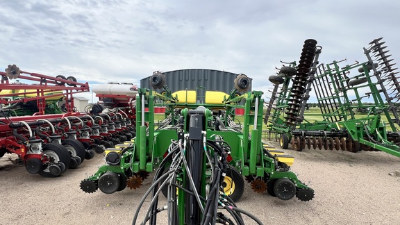 2021 John Deere DB60 Planter