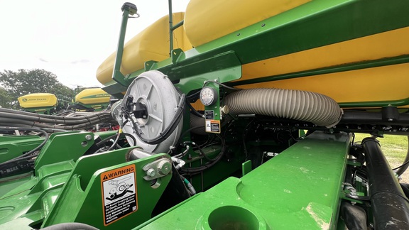 2021 John Deere DB60 Planter