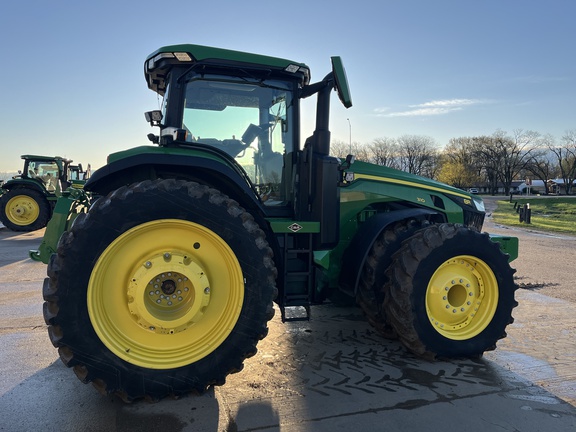 2021 John Deere 8R 310 Tractor