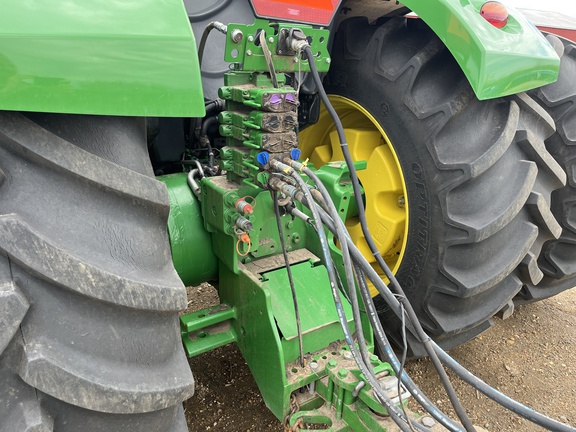 2019 John Deere 9520R Tractor 4WD