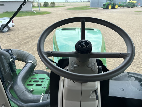 2019 John Deere 9520R Tractor 4WD