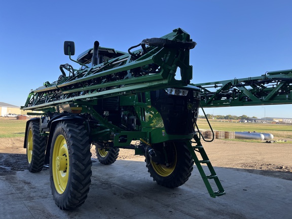 2024 John Deere 616R Sprayer/High Clearance