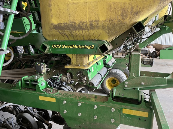 2021 John Deere N540C Air Seeder