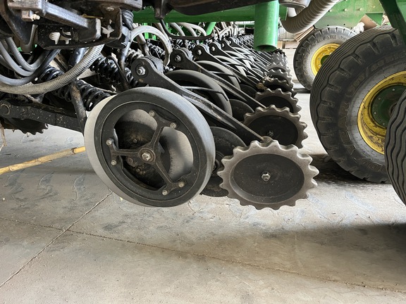 2021 John Deere N540C Air Seeder