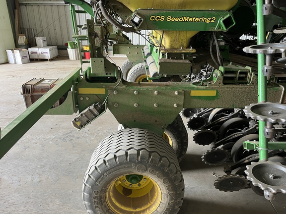 2021 John Deere N540C Air Seeder