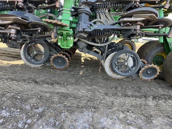 2021 John Deere N540C Air Seeder