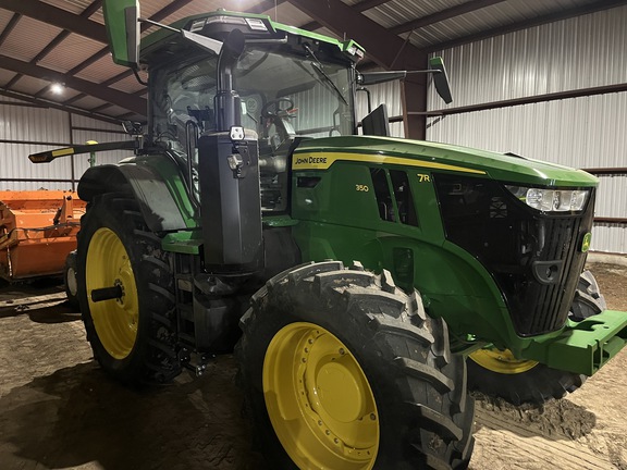 2023 John Deere 7R 350 Tractor