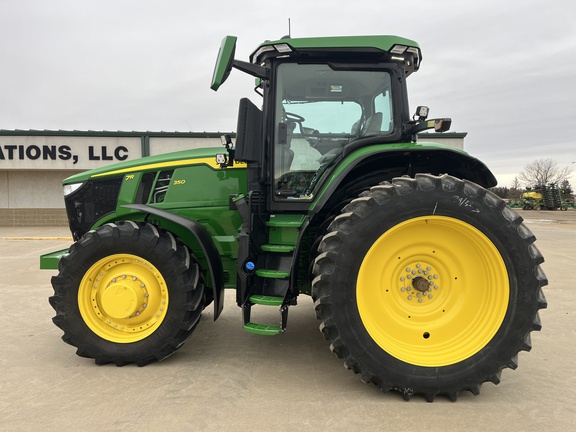 2023 John Deere 7R 350 Tractor