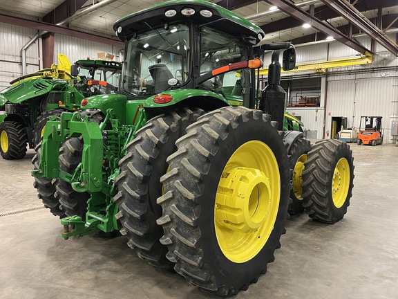 2017 John Deere 8370R Tractor