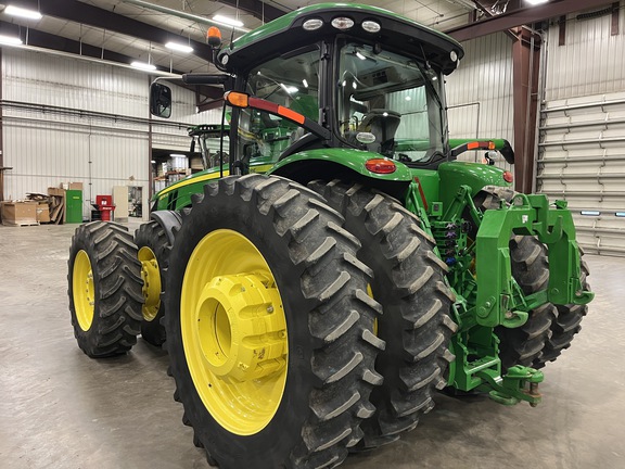 2017 John Deere 8370R Tractor