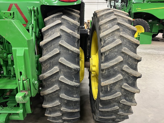 2017 John Deere 8370R Tractor