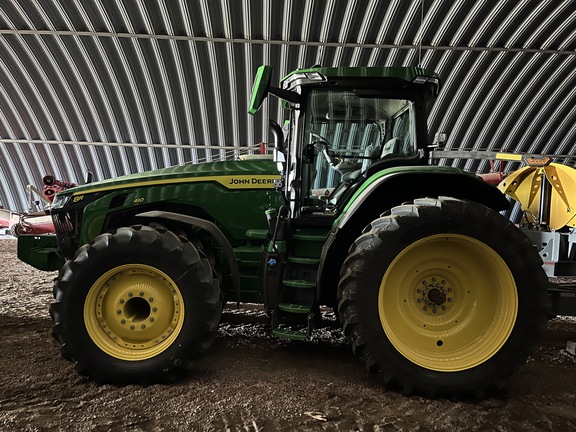 2023 John Deere 8R 410 Tractor