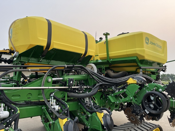 2023 John Deere DB60 Planter