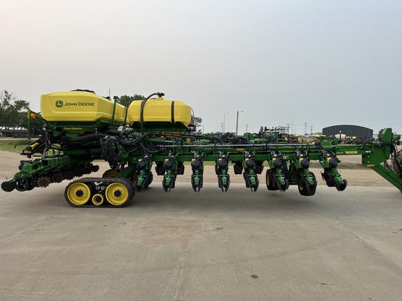 2023 John Deere DB60 Planter