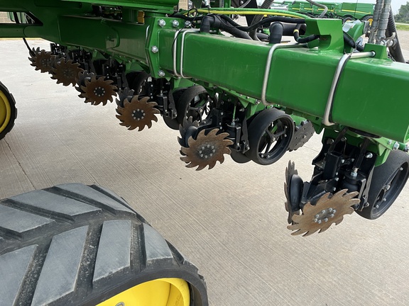 2023 John Deere DB60 Planter