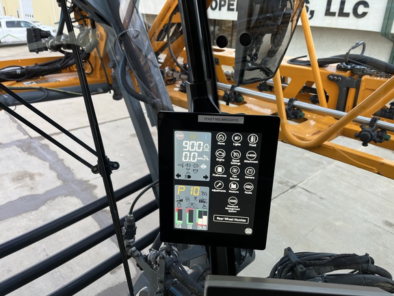 2022 Hagie STS16 Sprayer/High Clearance