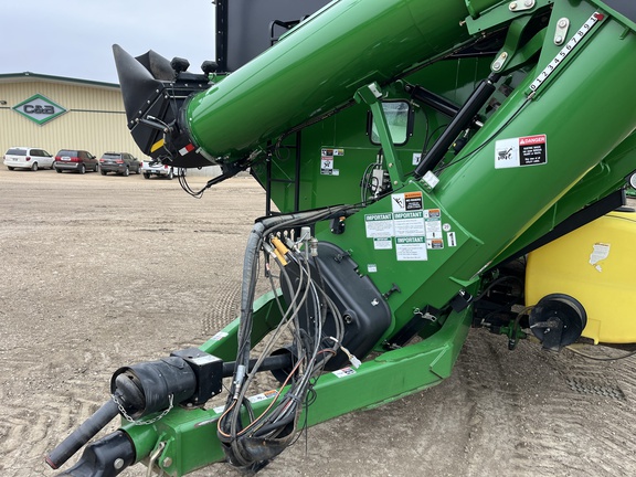 2020 Brent 2596 Grain Cart