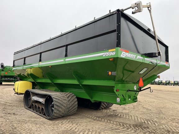 2020 Brent 2596 Grain Cart