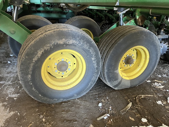 2014 John Deere DB44 Planter