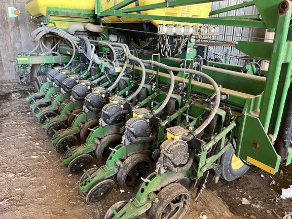 2014 John Deere DB44 Planter