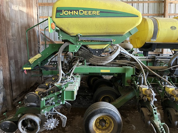 2014 John Deere DB44 Planter