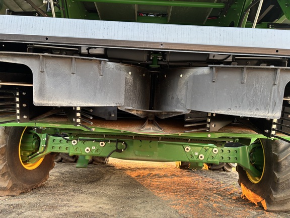 2024 John Deere X9 1100 Combine