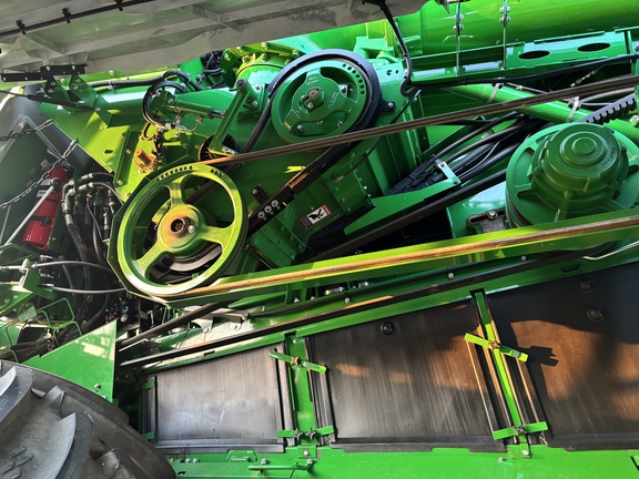 2024 John Deere X9 1100 Combine