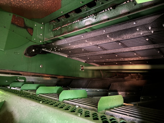 2024 John Deere X9 1100 Combine