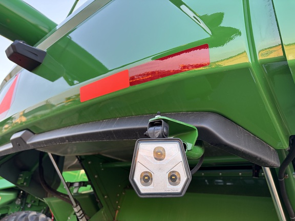 2024 John Deere X9 1100 Combine