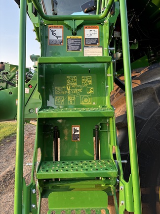 2024 John Deere X9 1100 Combine