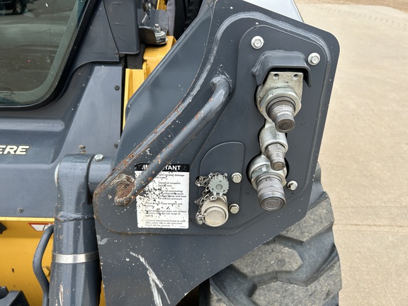 2023 John Deere 330G Skid Steer Loader