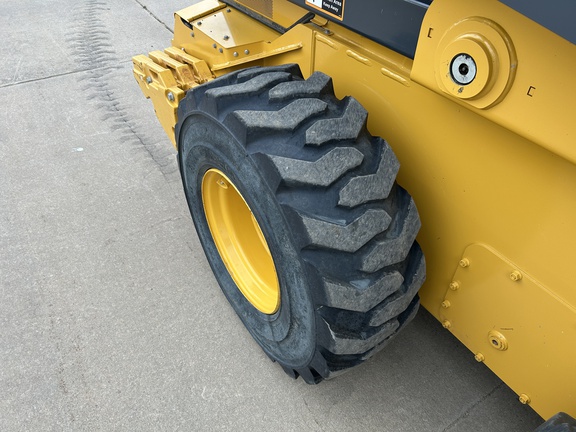 2023 John Deere 330G Skid Steer Loader