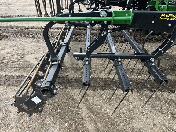 2023 John Deere 2230 Field Cultivator