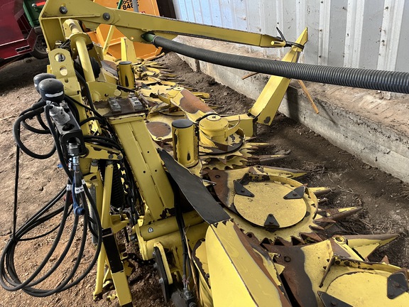 2014 John Deere 698 Header Forage