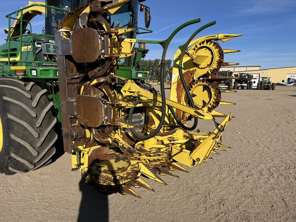 2014 John Deere 698 Header Forage