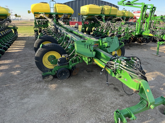 2012 John Deere 1770NT CCS Planter