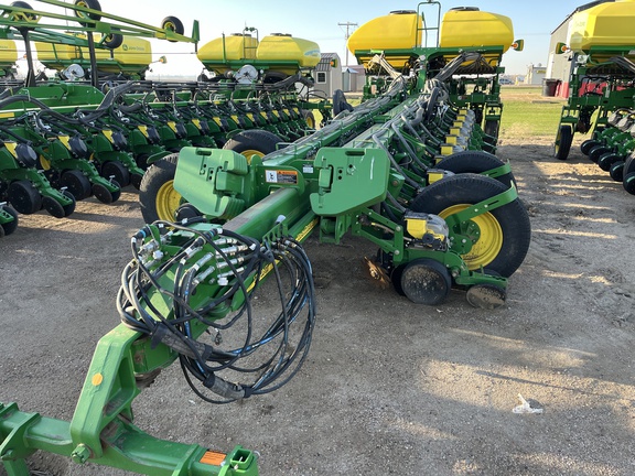 2012 John Deere 1770NT CCS Planter