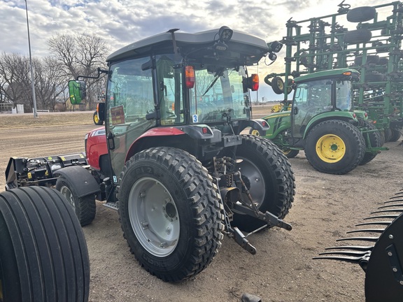 2020 Massey Ferguson 1760M Tractor Compact