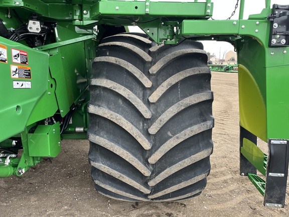 2022 John Deere S780 Combine