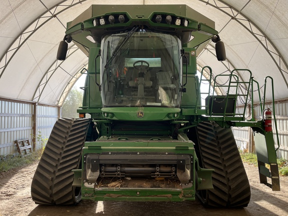 2022 John Deere S780 Combine