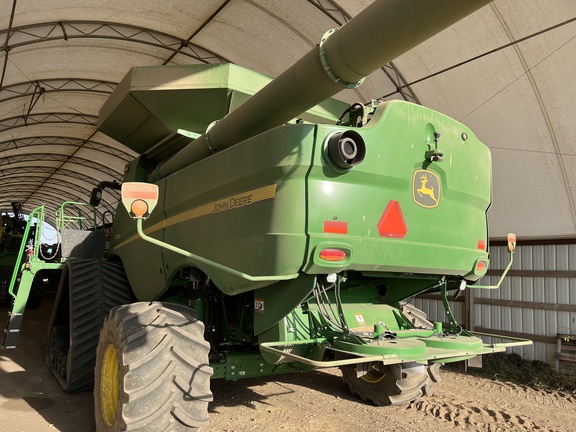 2022 John Deere S780 Combine