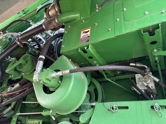 2022 John Deere S780 Combine