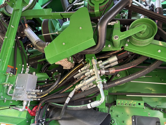 2022 John Deere S780 Combine