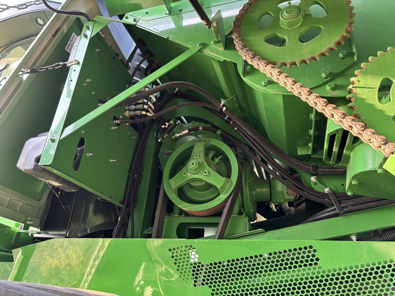 2022 John Deere S780 Combine