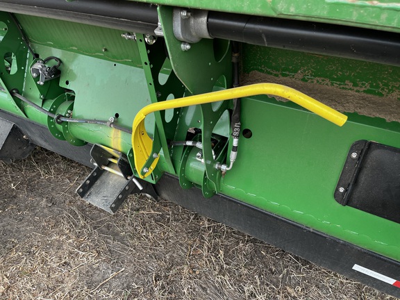 2023 John Deere RD40F Header Combine