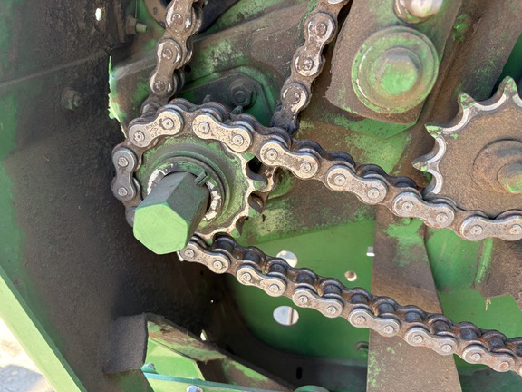 2020 John Deere 560M Baler/Round