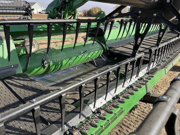 2023 John Deere HD45F Header Combine